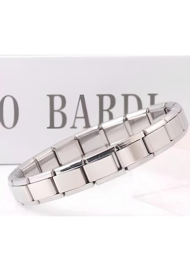 Takı Dükkanı Kişiye Özel İsim Yazılı İtalyan Charm 21cm Çelik Bileklik Scb62 Beyaz