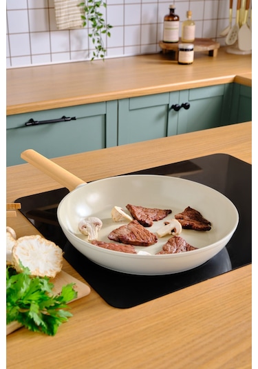 Karaca x Refika Swiss Crystal Almond Cream 26 Cm Tava Ind