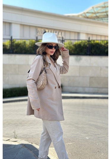 Kadın Krem Astarlı, Kruvaze Ceket Yaka, Tek Düğme, Rahat Kalıp, Fitilli Kaşe Kumaş Kaban Krem