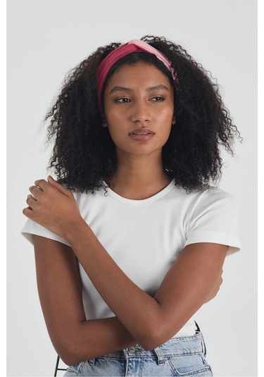 Beyaz Kısa Kol Bisiklet Yaka Vücuda Oturan Kaşkorse Crop + Bandana Set %100 Pamumklu, Esnek Rahat Beyaz-fuşya-pembe