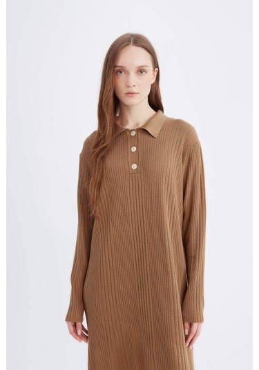 DeFacto Regular Fit Polo Yaka Basic Düz Maxi Triko Elbise D5434AX24WNBG632 Bej
