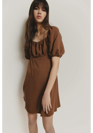 DeFacto Kare Yaka Keten Karışımlı Kısa Kollu Midi Yazlık Elbise E0896AX25SMBN333