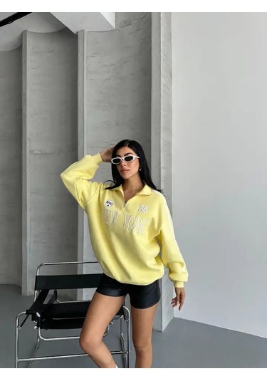 Yarım Fermuarlı Newyork Yazılı Sweat Sarı