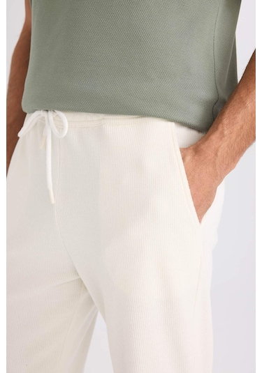 DeFacto Regular Fit Eşofman Altı Beli Bağcıklı Cep Detaylı Düz Paça D9701AX24AUER223