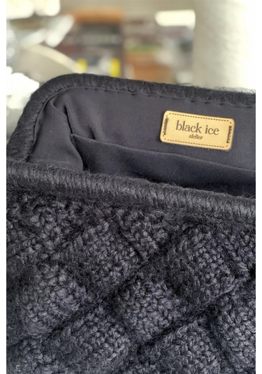 El Yapımı Siyah Diamond Yün Örgü El Çantası Siyah