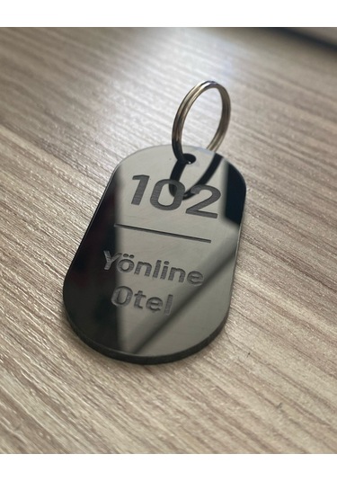 Siyah Parlak Kişiselleştirilebilir Otel Bungalov Apart Anahtarlık
