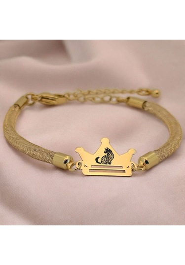 Archin Kedi Temalı Taç Figürlü 14 Ayar Altın Plakalı Hasır Kordonlu Hediye Bileklik-464sembol Kedi