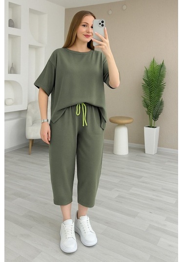 Supplierby Kadın Kısa Kollu Bisiklet Yaka Viskon Iki Iplik Bluz Ve Pantolon Ikili Takım Yeşil