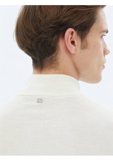 Kip Ekru Yarım Balıkçı Yaka Düz Örgü Yün Karışımlı Triko Kazak Ekru