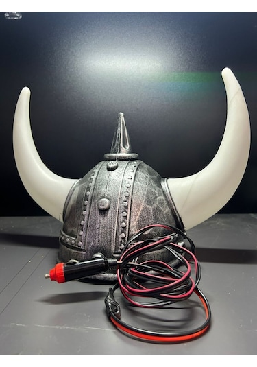 Ahmet Otomotiv Torpido Önü Viking Şapkası Kırmızı