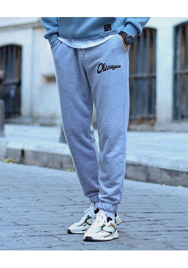 Altamira Erkek Gri Paça Lastikli Chıcago Baskılı Oversize Eşofman Alt 001