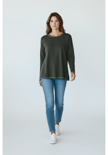 Kadın Yaka Ve Kol Ağzı Taşlı Etek Desenli Bluz Haki