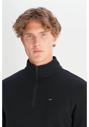 Wrangler Regular Fit Siyah Erkek Sweatshirt W2520532001 Siyah