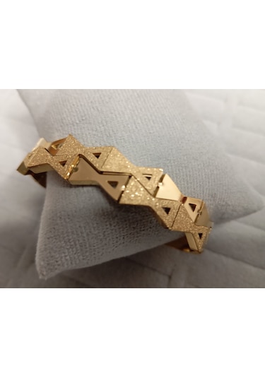 Kelebek Model Gold Renk Kelepçe Bileklik Gold