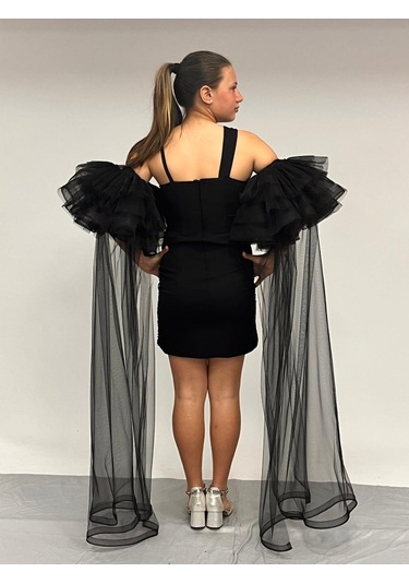 Kız Çocuk Abiye Siyah Tek Omuz Asimetsik Kesim Pul Payet İşlemeli Tül Kol Detaylı 10-15 Yaş Siyah