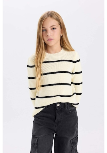 DeFacto Kız Çocuk Ekru Çizgili Fitted Bisiklet Yaka Triko Kazak D1392A824WNER233 Ekru