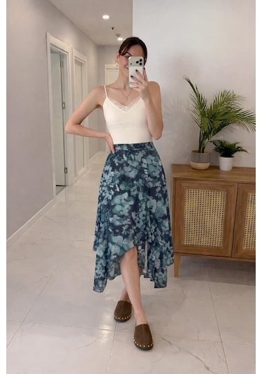 Lijuri Asimetrik Kesim Floral Etek 4093 Multi