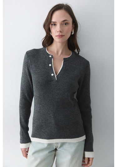 Antrasit - Krem 2 Patlı Düğmeli Kazak - 251023 Antrasit