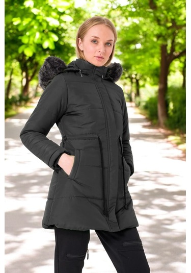 Kışlık Orta Boy Kürklü Kapüşonlu Su Geçirmez Rahat Kadın Şişme Mont Siyah