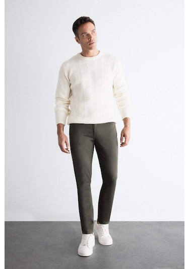 Defacto Chino Kanvas Pantolon Slim Fit Dar Kesim Pamuklu Esnek Dar Paça C9441AX24AUKH444 Haki Defacto Chino Kanvas Pantolon Slim Fit Dar Kesim Pamuklu Esnek Dar Paça C9441AX24AUKH444 Haki