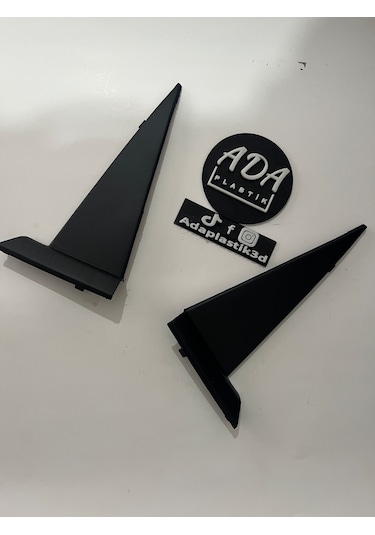 Ford Fiesta 2003-2009 Arka Kapı Cam Üçgen Plastiği