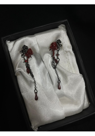 Dükkan Design Sallantılı Gotik Gül Küpe Kırmızı - Siyah