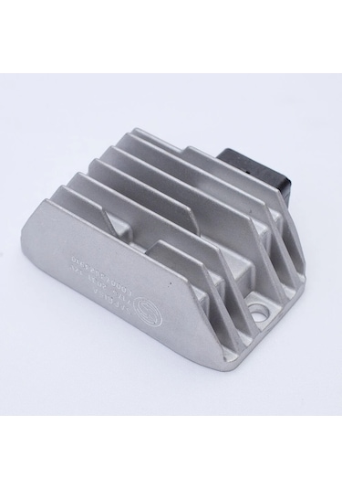 Antor/lombardini motor450/510-640/820 10hp/12hp/13hp/17hp Marşlı Yeni Model 4 ÇıkışVoltaj Regülatörü Konjektör + Soketli