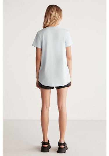 GRIMELANGE Samantha Kadın %100 Organik Pamuklu Comfort Fit Arkası Uzun Basic Örme Açık Mavi T-shirt Açık Mavi