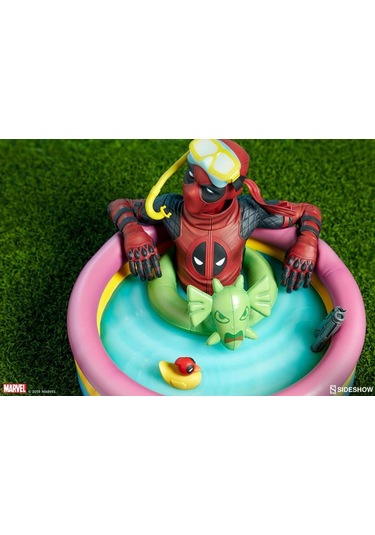 Sideshow Collectibles Kidpool Premium Format Figure