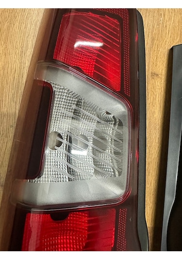 Citroen Berlingo Combo E Çift Bagaj Stop Lambası 2018-2022