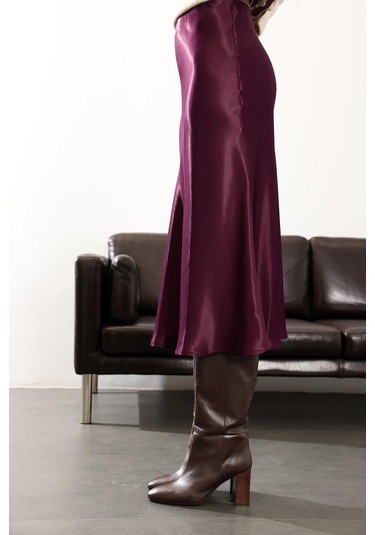 Mürdüm Saten Volanlı Etek 17000 Mürdüm