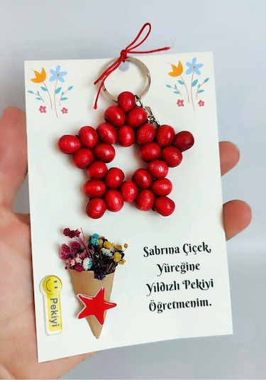 Öğretmenler Günü Hediyesi Kart Üzerinde Ahşap Boncuk Anahtarlık 1 Adet