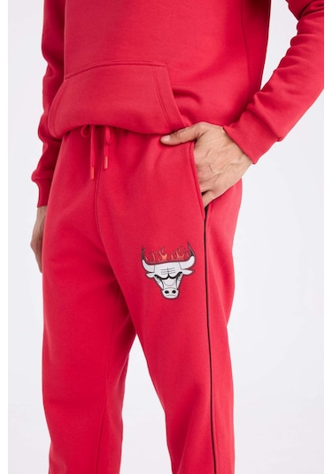DeFactoFit NBA Chicago Bulls Kalın Jogger Eşofman Altı Standart Fit Cepli Beli Bağcıklı D6564AX25SPBR244