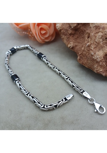 Bir Gümüş Aşkı 925 Ayar Gümüş Siyah Taşlı 4 Mm Kral Bileklik