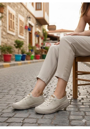 Pepita B667 Keten Lastik Bağcıklı Esnek Memory Foam Taban Kadın Ayakkabı Bej