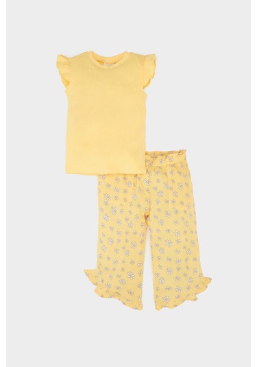 DeFacto Kız Bebek 2'li Takım Kısa Kollu Tişört Çiçekli Krinkıl Viskon Pantolon E7798A525SMYL142