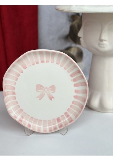 1 Adet Fiyonk Desenli Pembe Çizgili Pasta Tabağı- 21 Cm Çok Renk