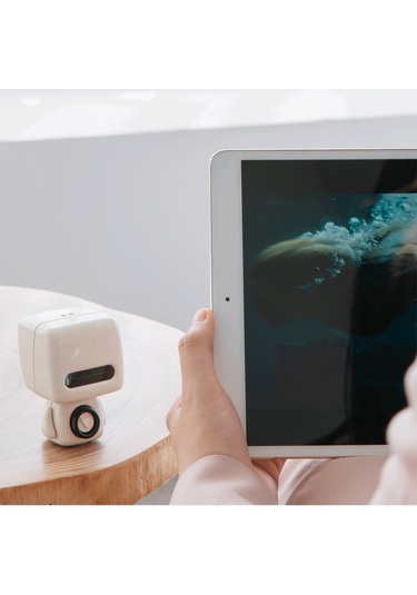 Butu 349 Yaratıcı Robot Tasarımı Bluetooth 5.0 Taşınabilir Kablosuz Hoparlör