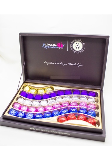 Dark Brown 48 Adet Kare Renkli Sargılı Sütlü Gerçek Çikolata Kutulu