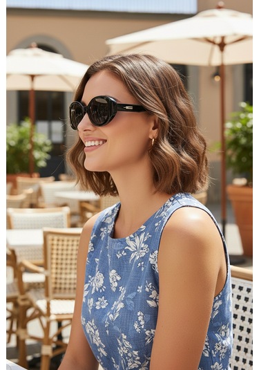 Daniel Klein Dk4342-1 Bold Line Heritage Oval Kadın Güneş Gözlüğü Siyah