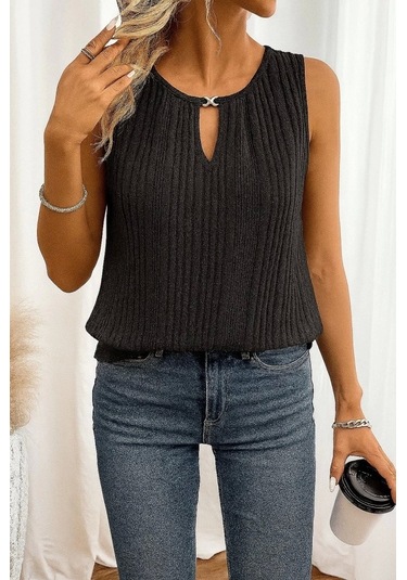 Kadın Sıfır Kollu Düğmeli Damla Yaka Detaylı Triko Bluz Siyah