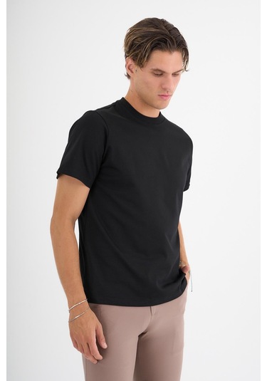 Erkek Siyah %100 Pamuklu Standart Kalıp T-sihrt Siyah