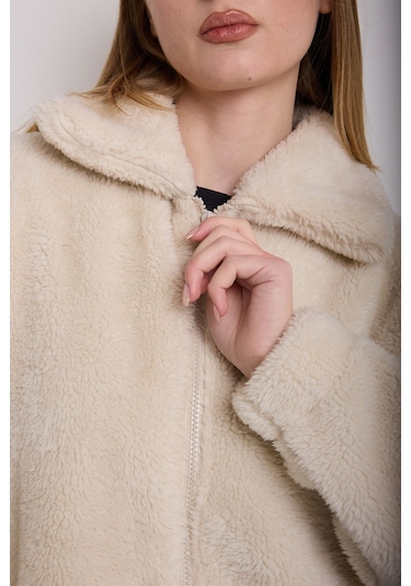 Kadın Ekru Peluş Rüzgar Geçirmez Welsoft Çift Cepli Kışlık Mont Kaban Ekru
