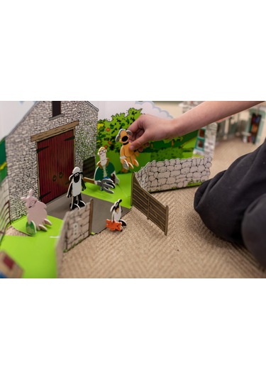 Playpress - Story Playset - Shaun The Sheep Mossy Bottom