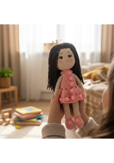 Tığ İşi Sevimli Kız Bebek Amigurumi Örgü Oyuncak Krem - Pembe