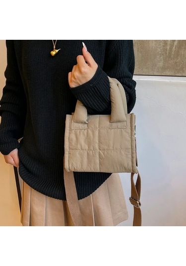 Elmpaly Siyah Hafif Polyester Quilted Desenli Çok Bölmeli Sırt Çantası Kadın Günlük Seyahat El Çantası Siyah