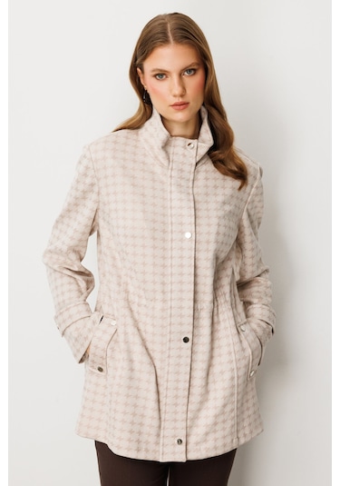 Ekol Kadın Büyük Beden Beli Lastikli Kazayağı Desenli Trenç 7541 Kum Kum