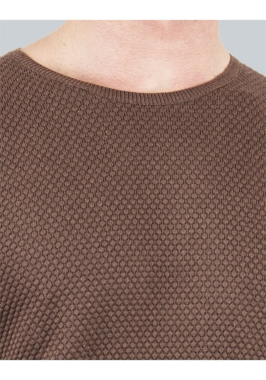 Erkek Standart Fit Normal Kesim Bisiklet Yaka Petek Desenli Kahve Triko Kazak-3440 Kahverengi