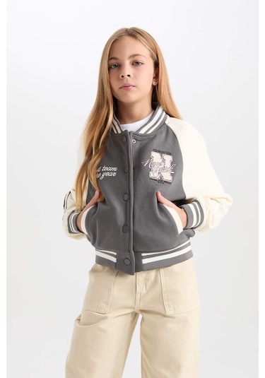 DeFacto Kız Çocuk Nakışlı Kolej Yaka Çıtçıt Kapamalı Kalın İçi Yumuşak Tüylü Bomber Hırka D3108A824WNAR58 Antrasit DeFacto Kız Çocuk Nakışlı Kolej Yaka Çıtçıt Kapamalı Kalın İçi Yumuşak Tüylü Bomber Hırka D3108A824WNAR58 Antrasit