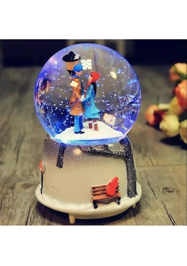 Romantik Aşıklar Işıklı ve Müzikli Kar Küresi Büyük Boy